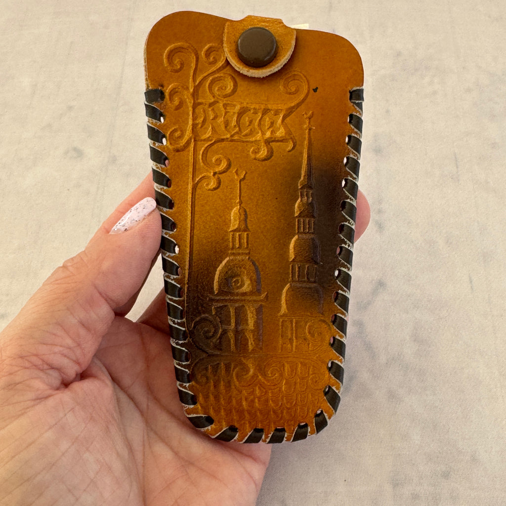 1981 Soviet Leather Key Holder Riga Latvia NOS w/ Tag – Embossed Retro Key Case Wallet