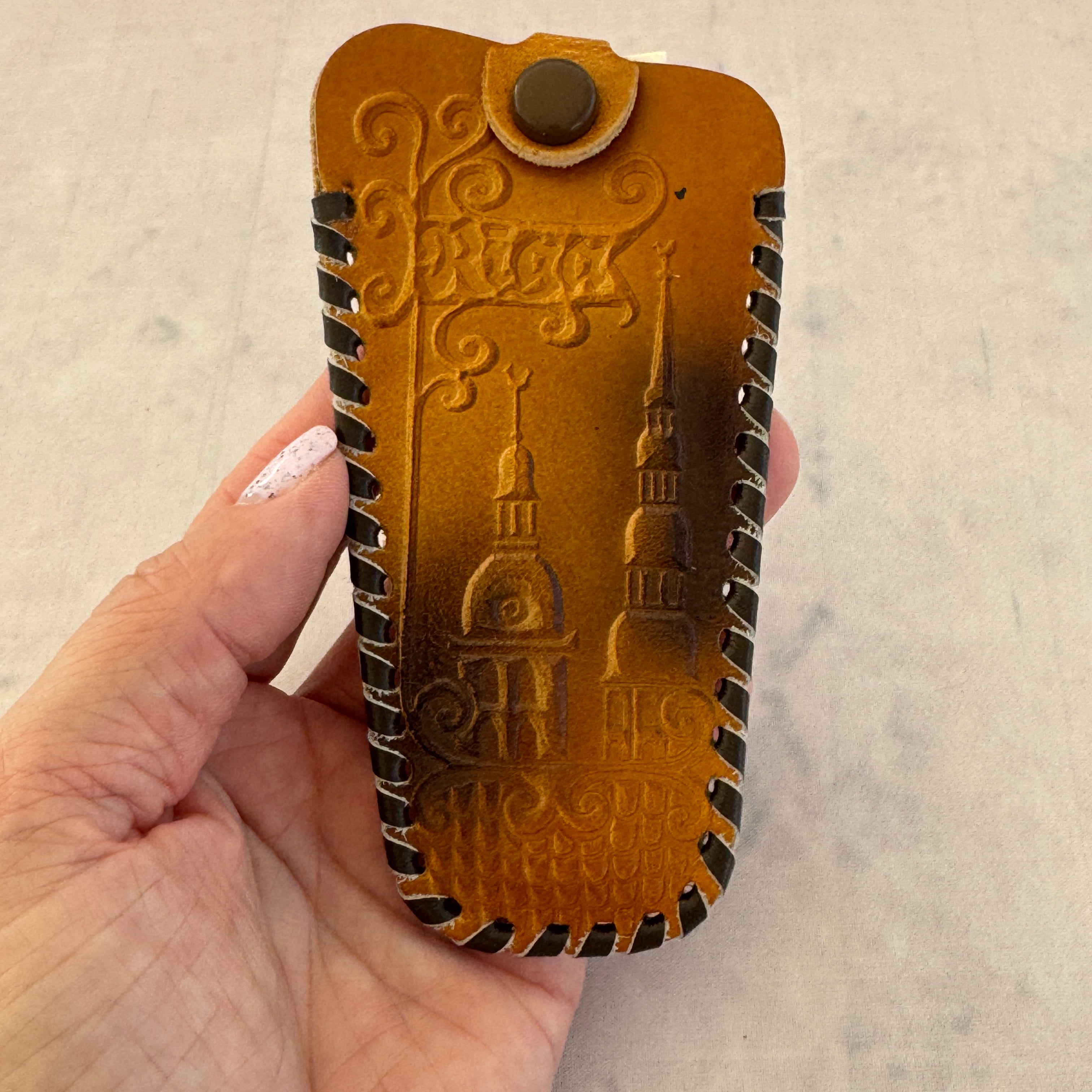 1981 Soviet Leather Key Holder Riga Latvia NOS w/ Tag – Embossed Retro Key Case Wallet