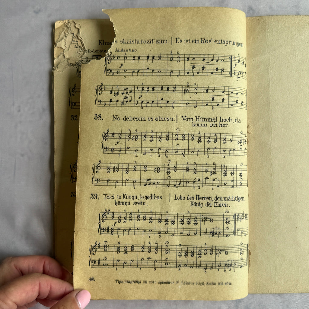 Mūzika Visiem (1935) – Latvian Multilingual Sheet Music Anthology