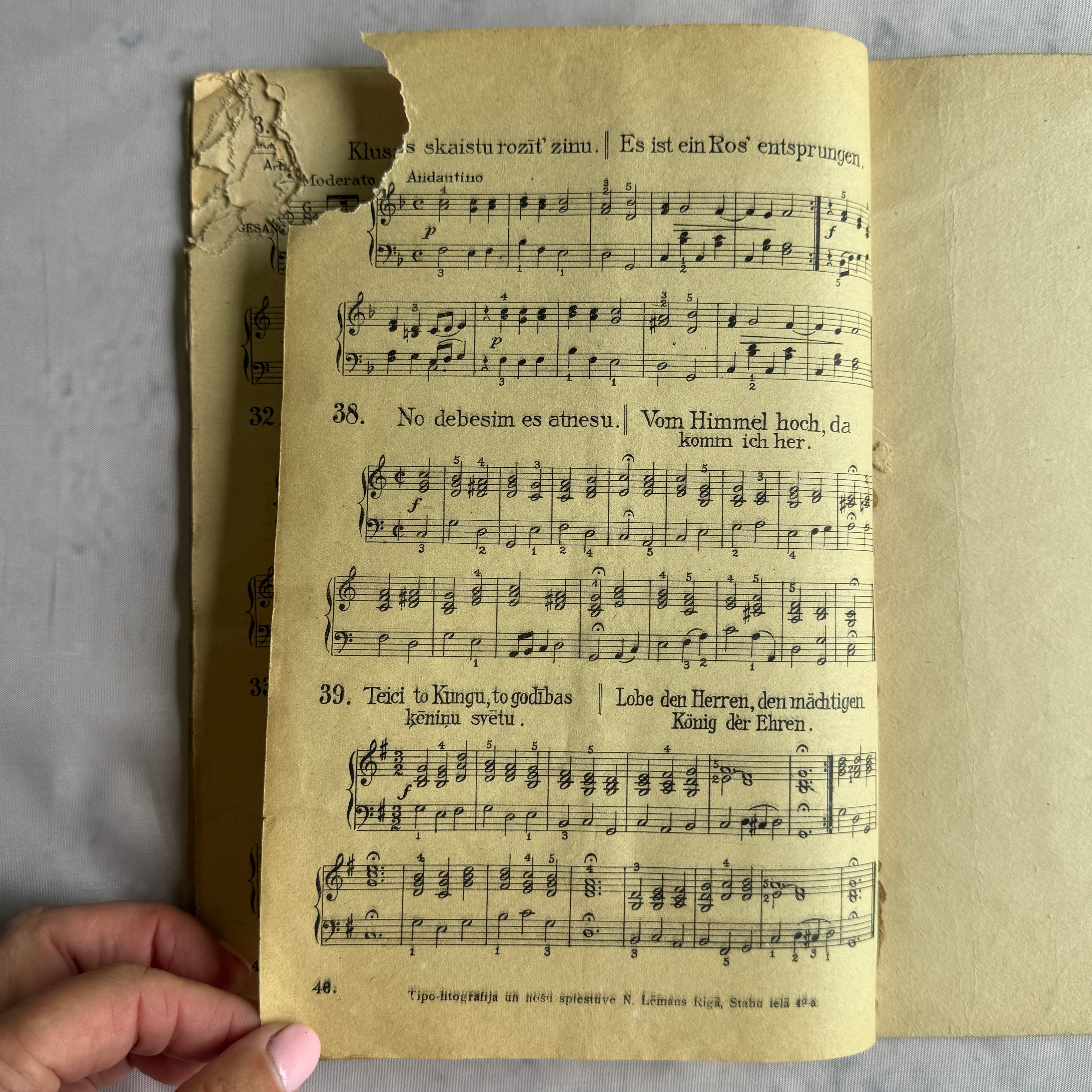 Mūzika Visiem (1935) – Latvian Multilingual Sheet Music Anthology