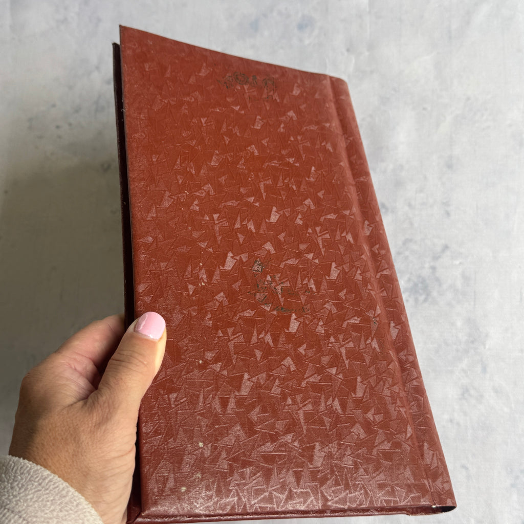 Soviet Photo Album by Latvijas Papīrs – Embossed Cover with Protective Interleaving Sheets
