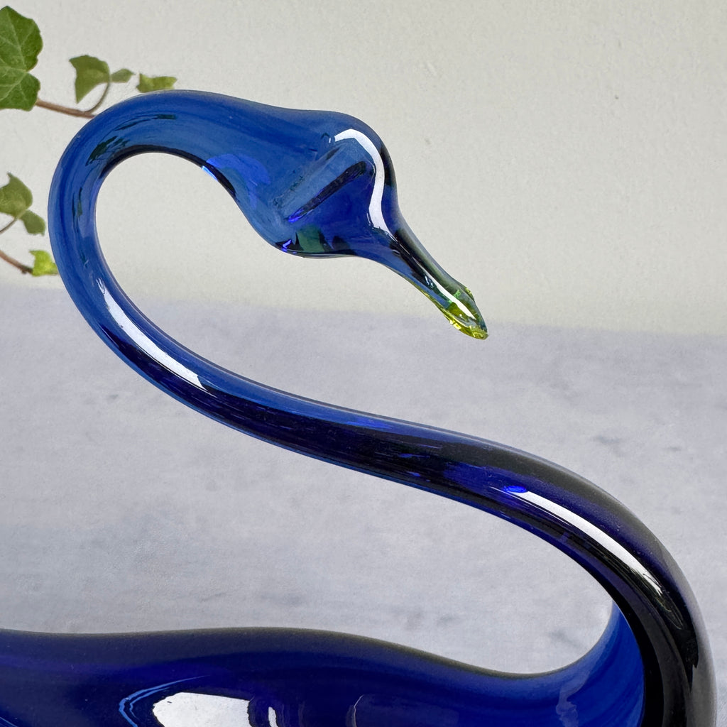 Tarbeklaas Blue Glass Swan – Estonian Art Glass, 1960s–1970s