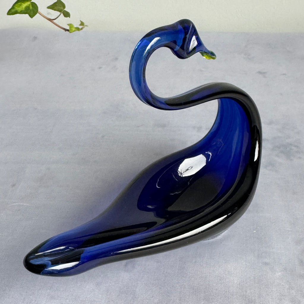 Tarbeklaas Blue Glass Swan – Estonian Art Glass, 1960s–1970s
