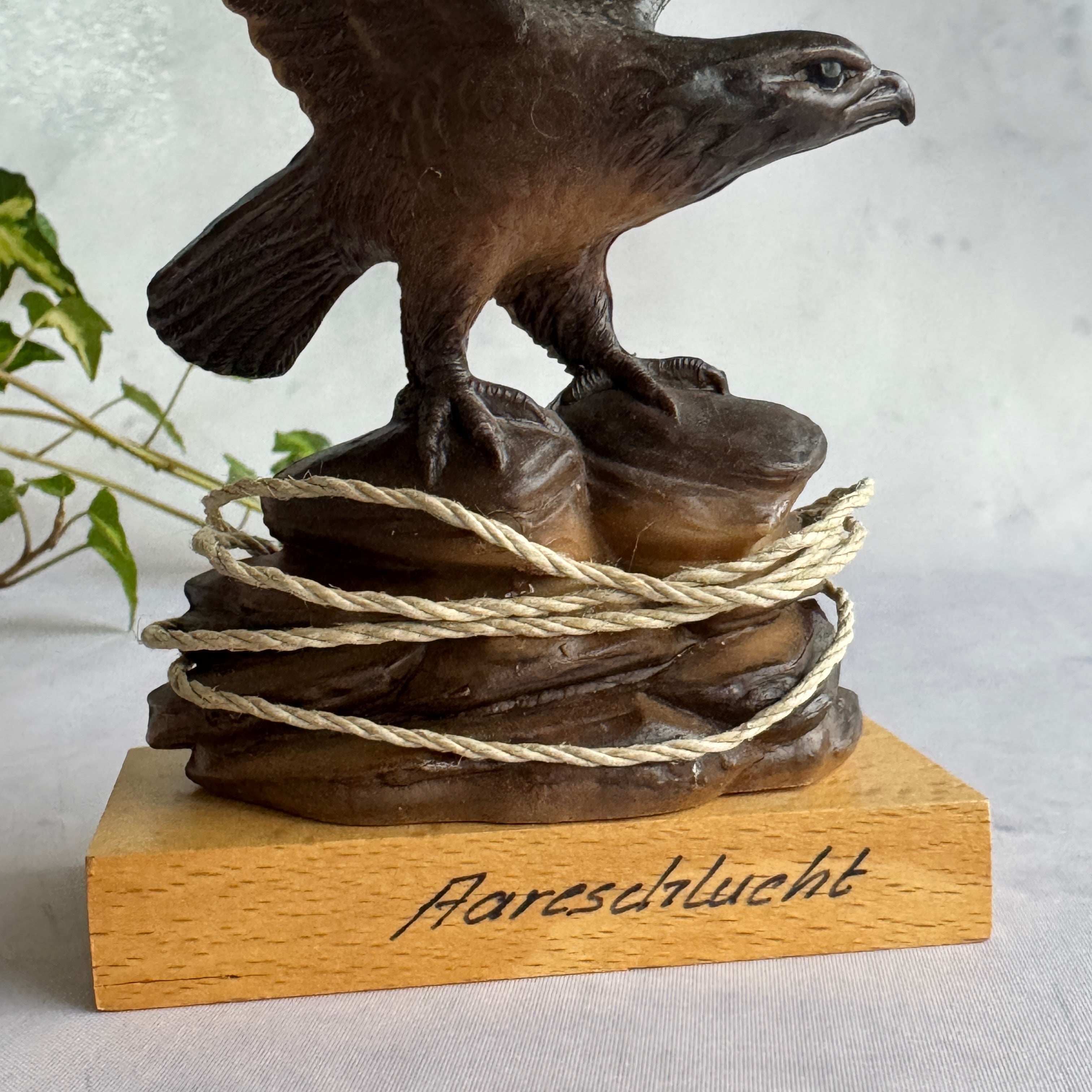 Aareschlucht Eagle Figurine – Swiss Alpine Souvenir