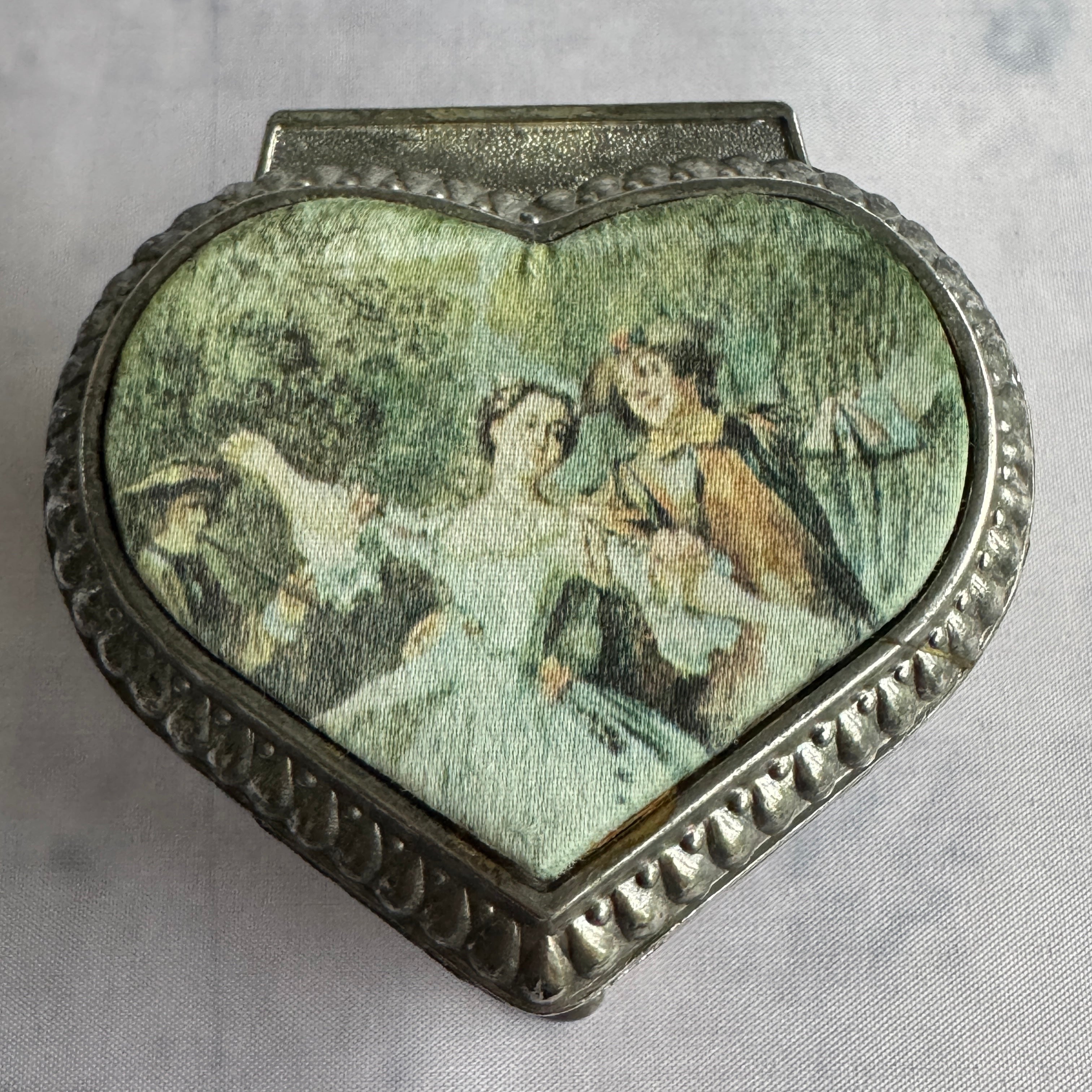 Vintage Japanese Heart Jewelry Box – Romantic Red Velvet Trinket Box