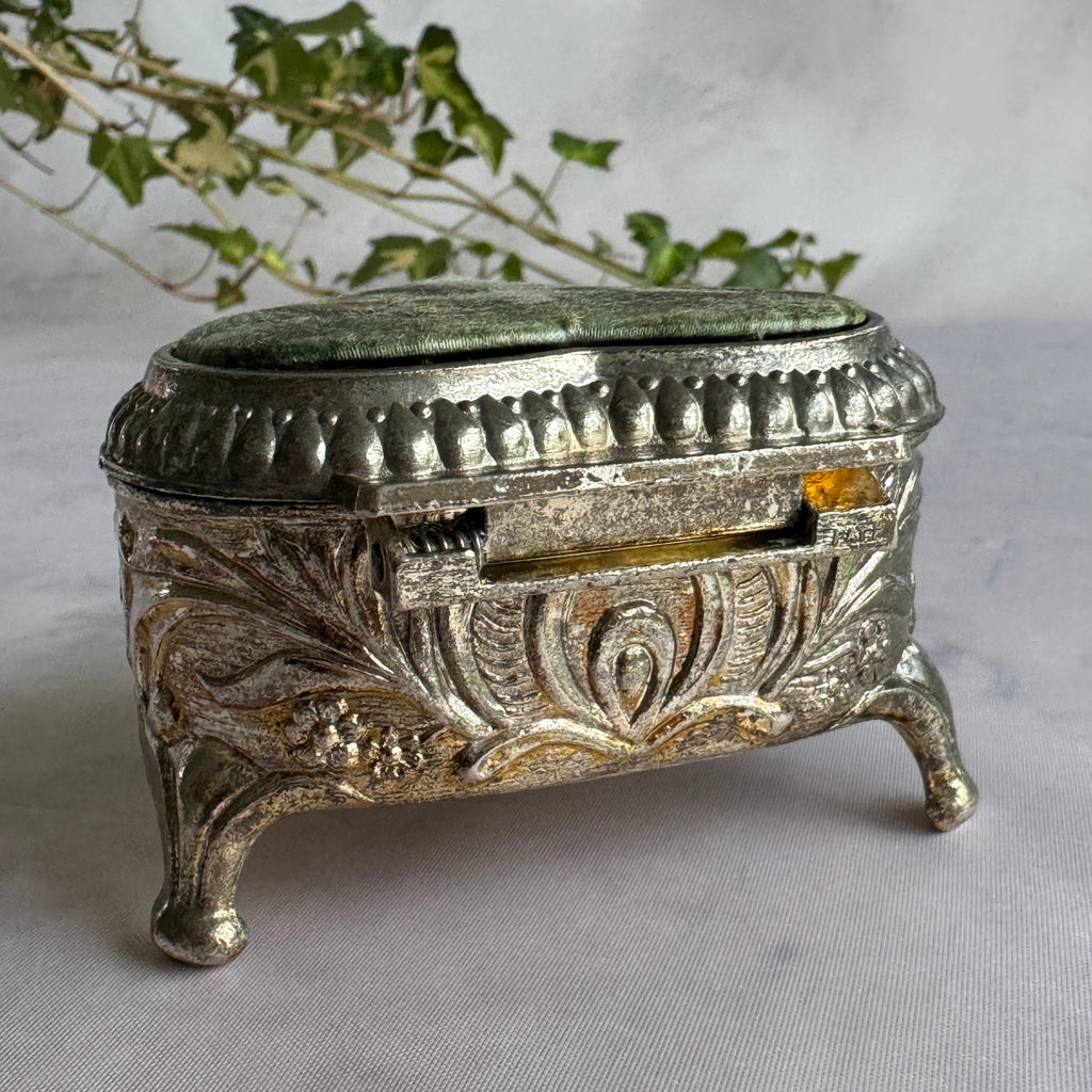 Vintage Japanese Heart Jewelry Box – Romantic Red Velvet Trinket Box