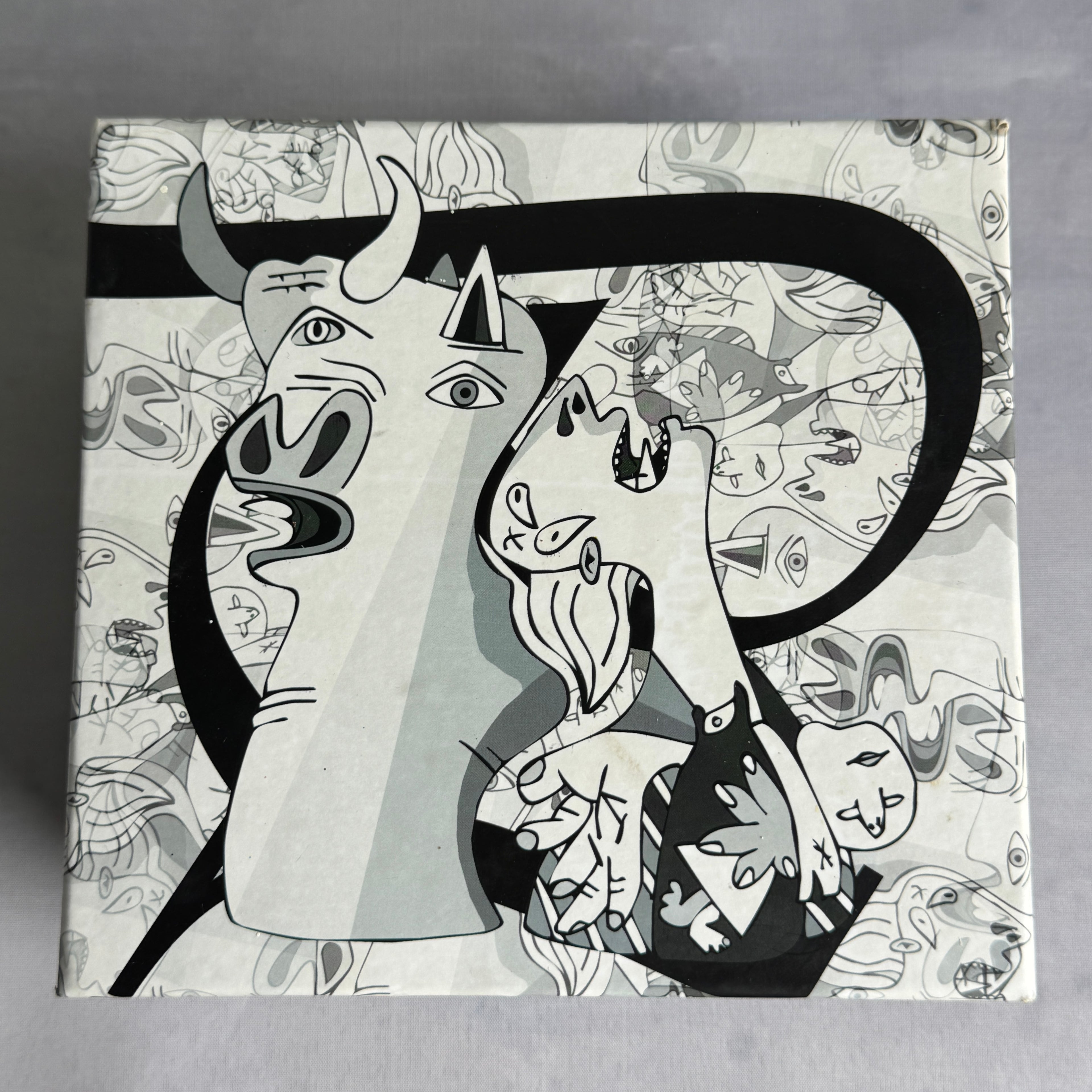 Giordano di Ponzano Guernica Salt & Pepper Shakers – Picasso Inspired Ceramic Set