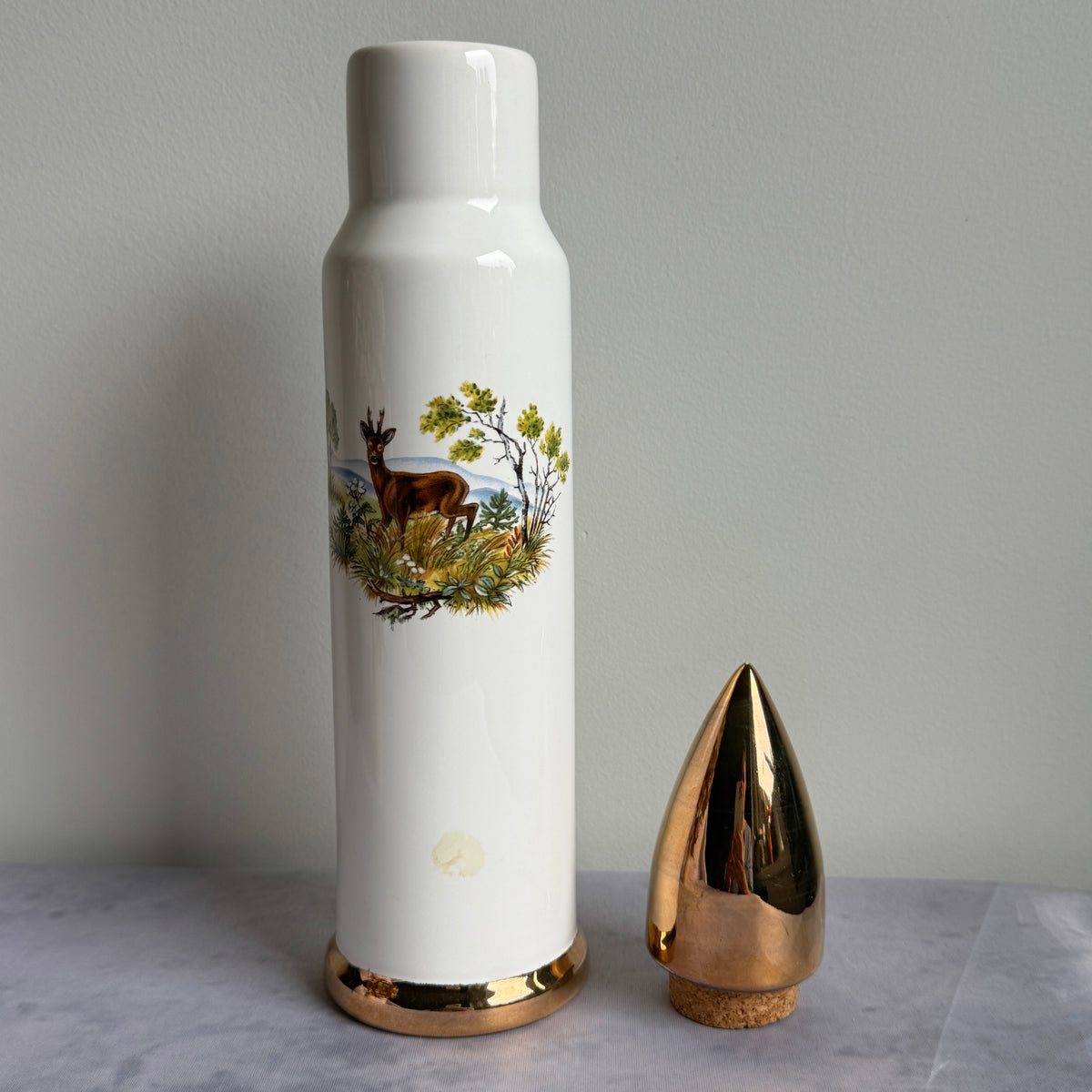 Bullet Shaped Ceramic Decanter with Roe Deer – Gold Tip Cork Stopper, 31 cm