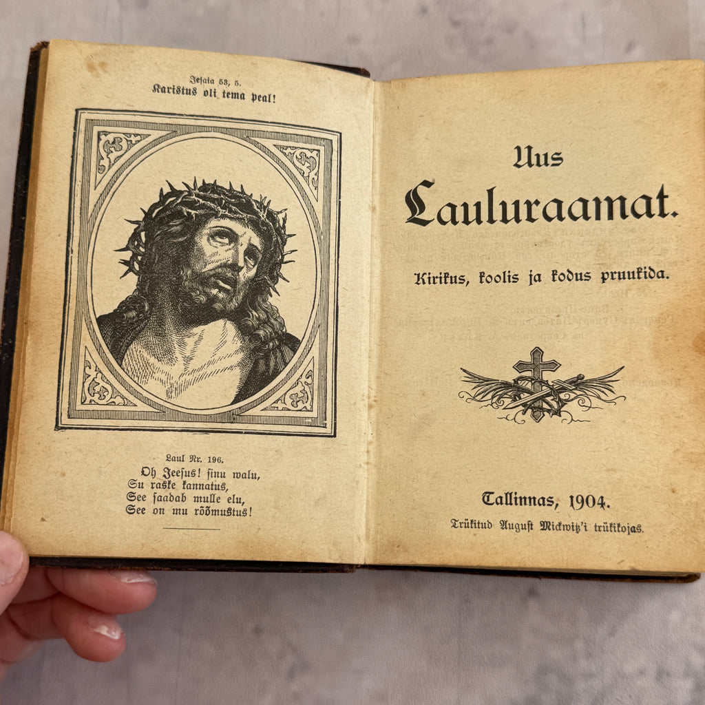 Antique Estonian Hymnal Uus Lauluraamat 1904 Tallinn – Embossed Leather Binding
