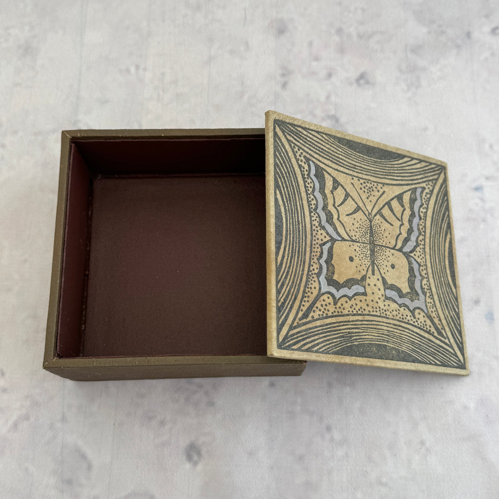 Vintage Butterfly Jewelry Box – Printed Lid Square Trinket Box, 12 x 12 cm