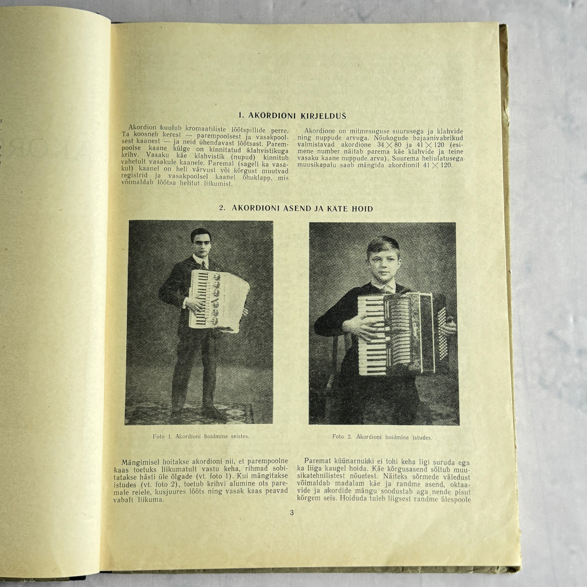 Leopold Vigla Akordionimängu õpik – Estonian Accordion Tutor Book, 1968