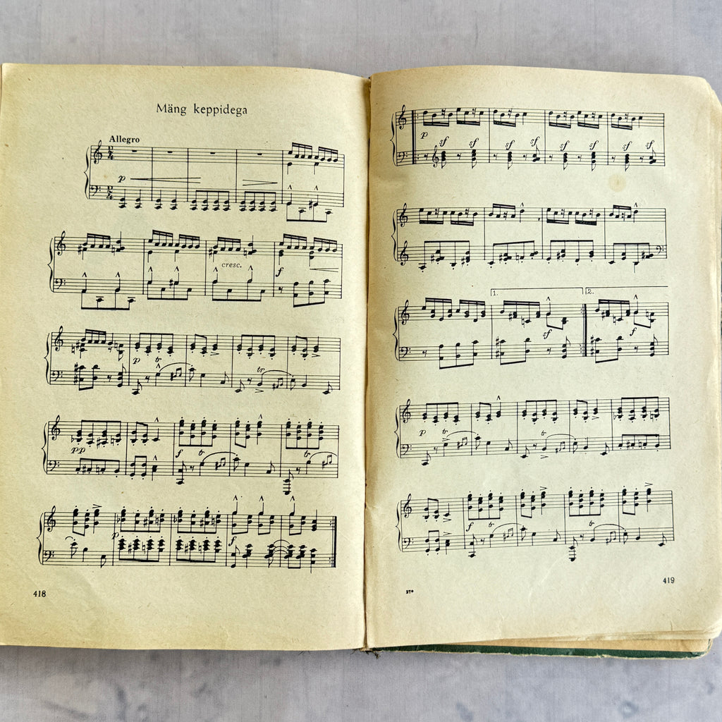 Pioneeri-teater (1951) – Soviet Estonian Pioneer Theatre Book