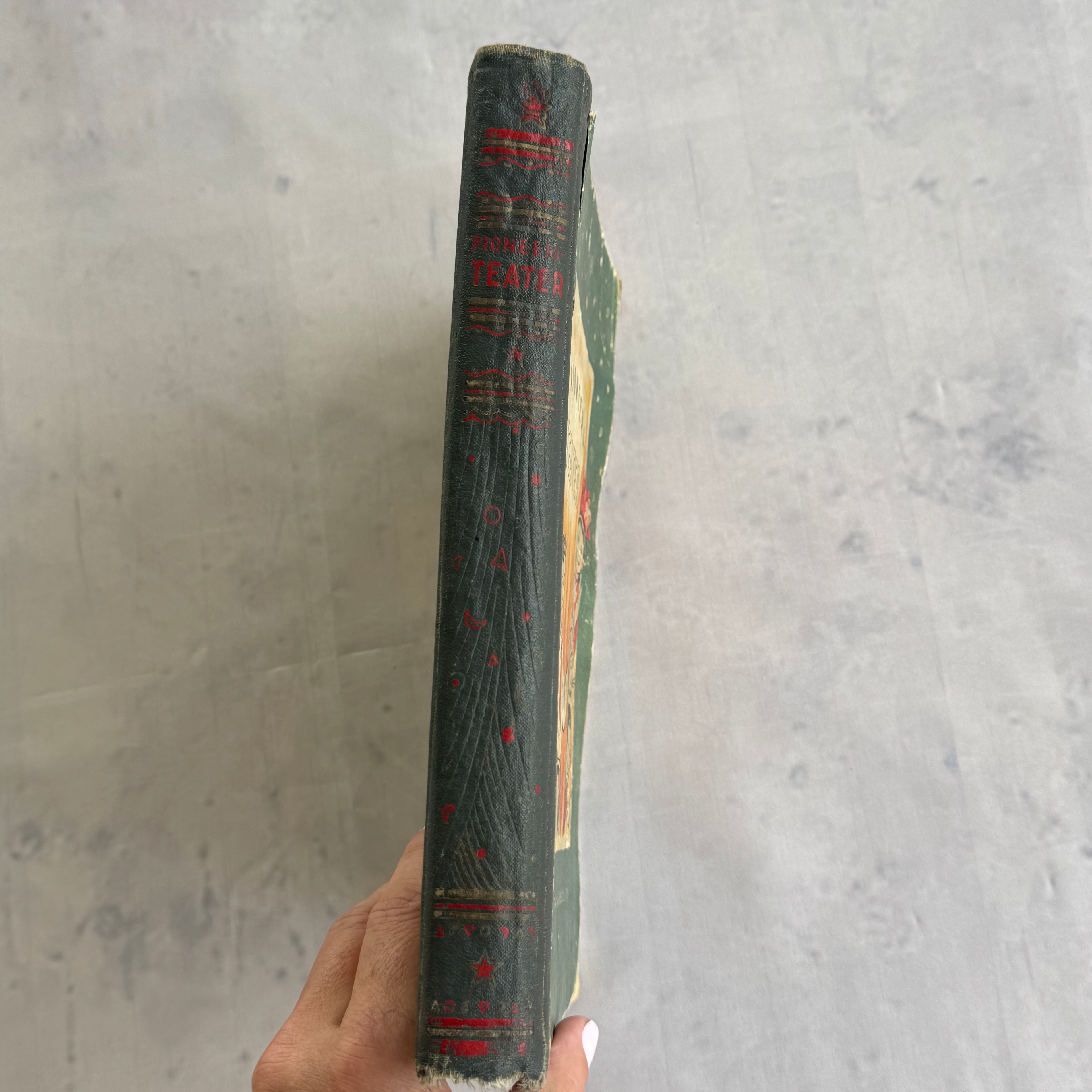 Pioneeri-teater (1951) – Soviet Estonian Pioneer Theatre Book