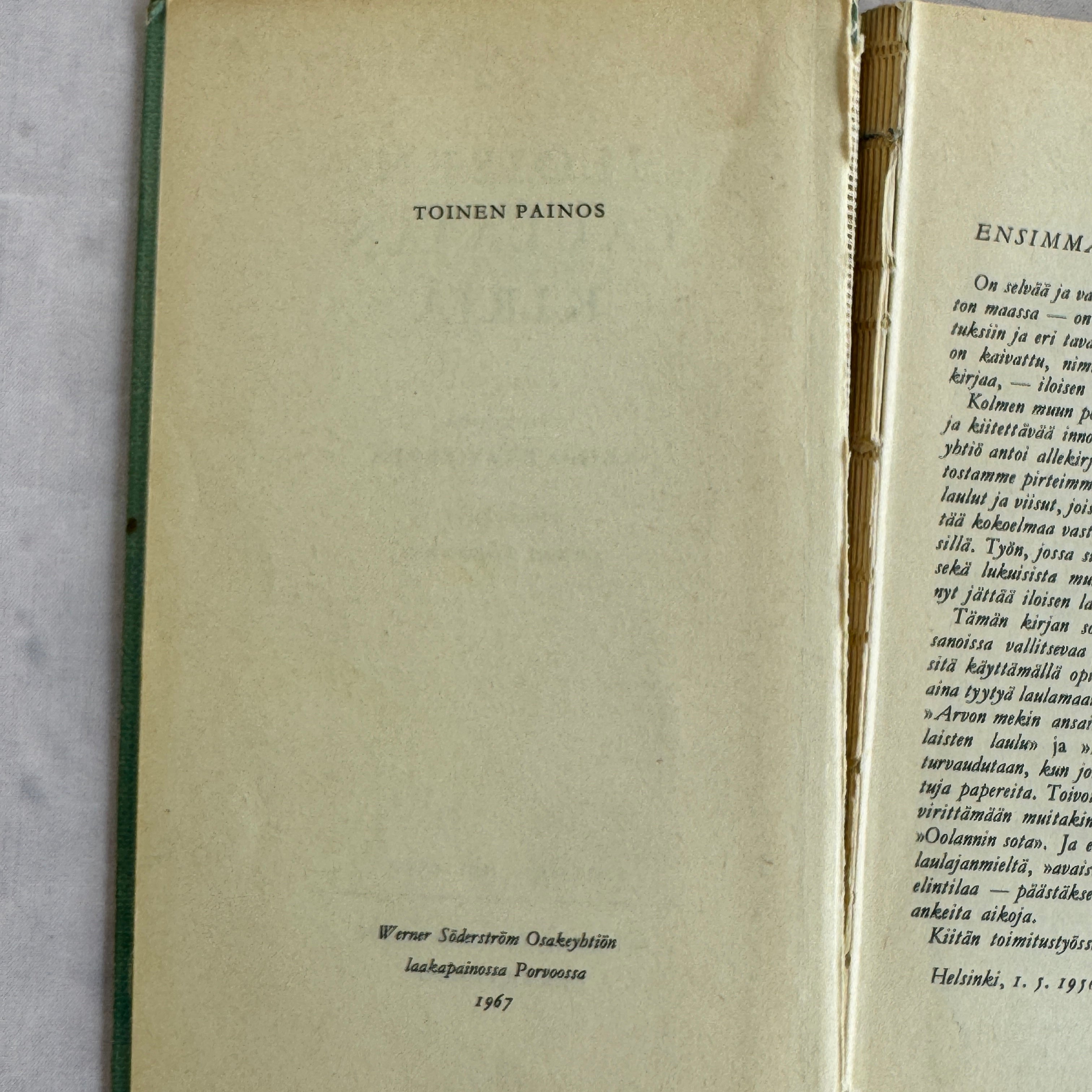 Finnish songbook “Iloisen laulajan kirja”, published by WSOY in 1967