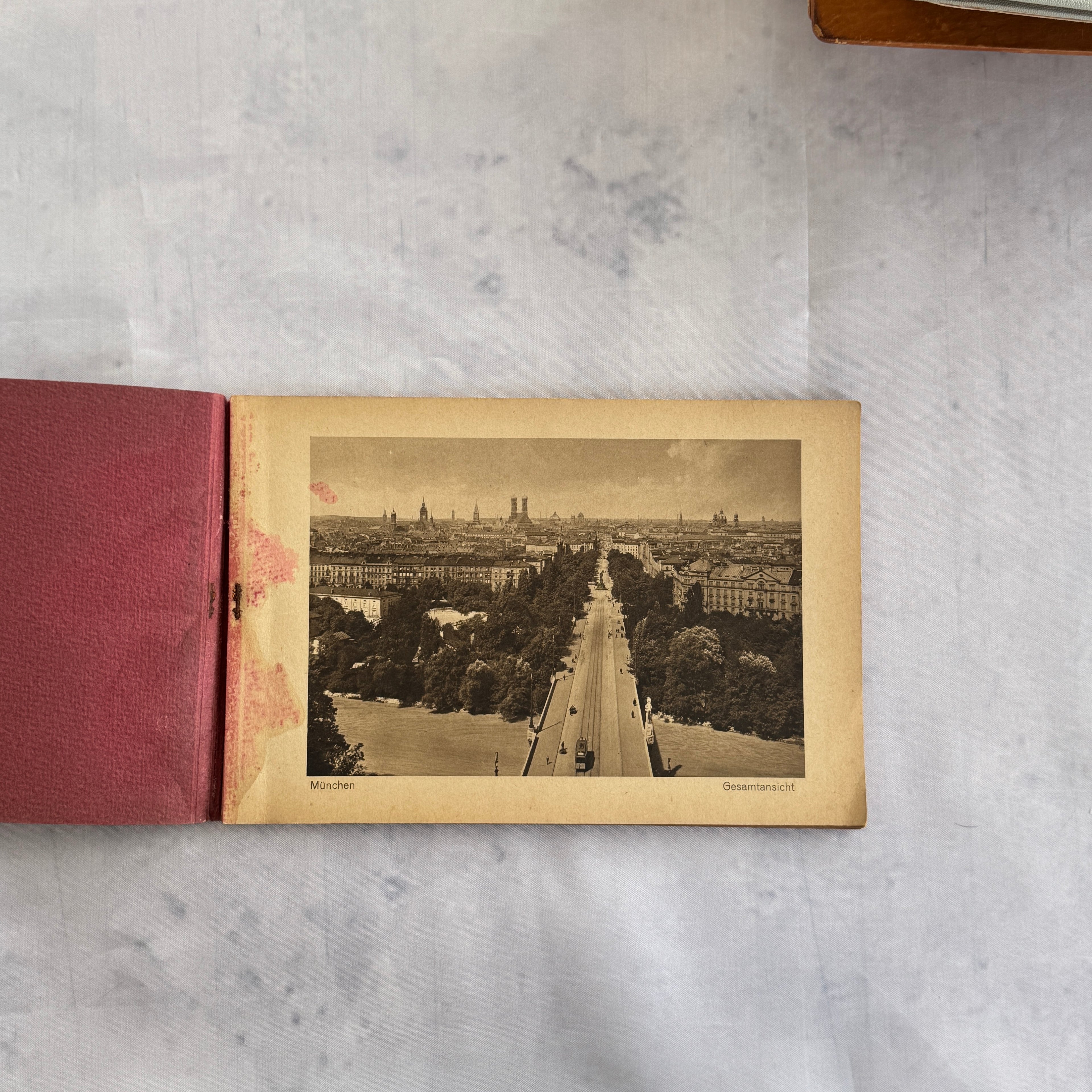 Antique Munich Photo Album – Verlag A. Hartl Zeit, Pre-1930 German Travel Book