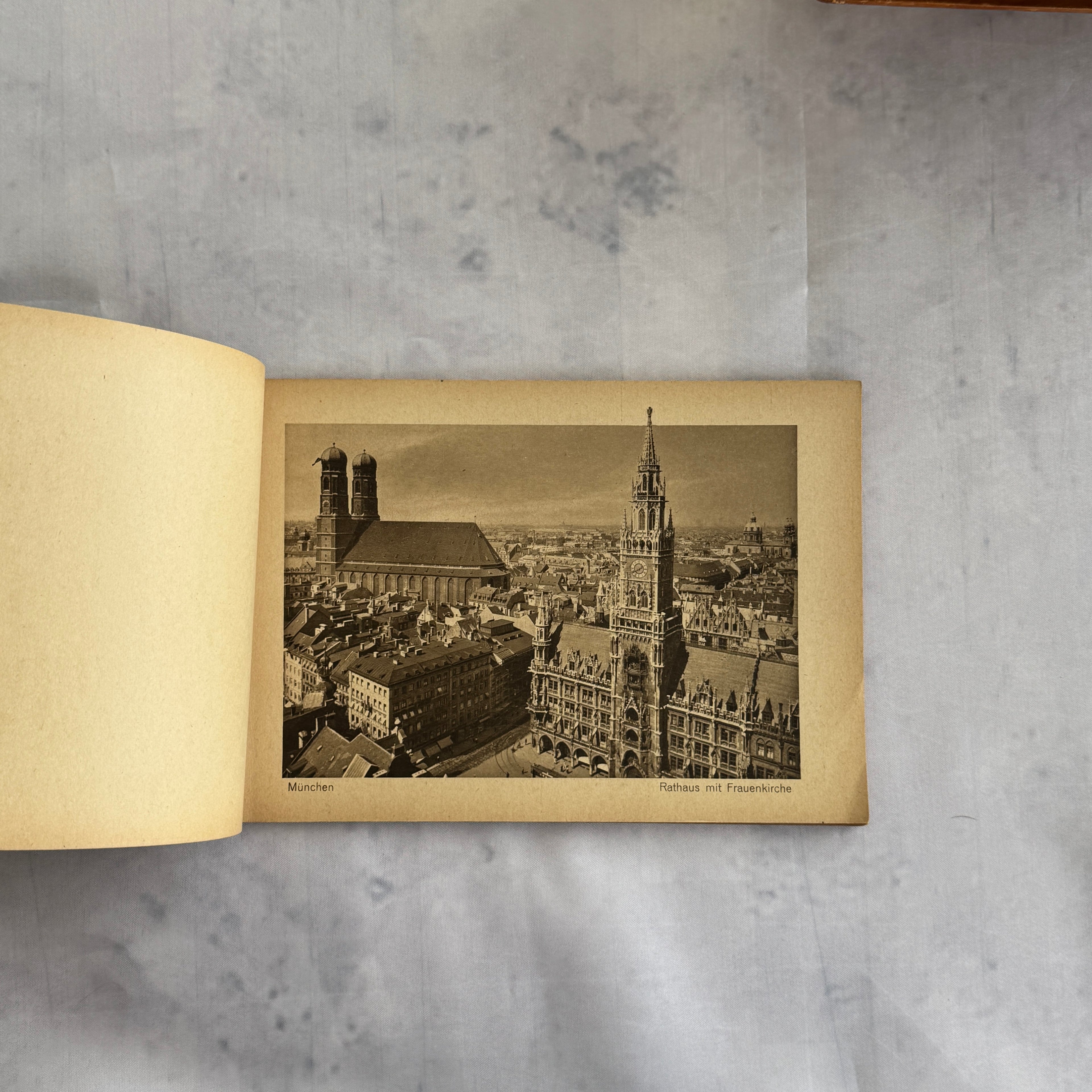 Antique Munich Photo Album – Verlag A. Hartl Zeit, Pre-1930 German Travel Book