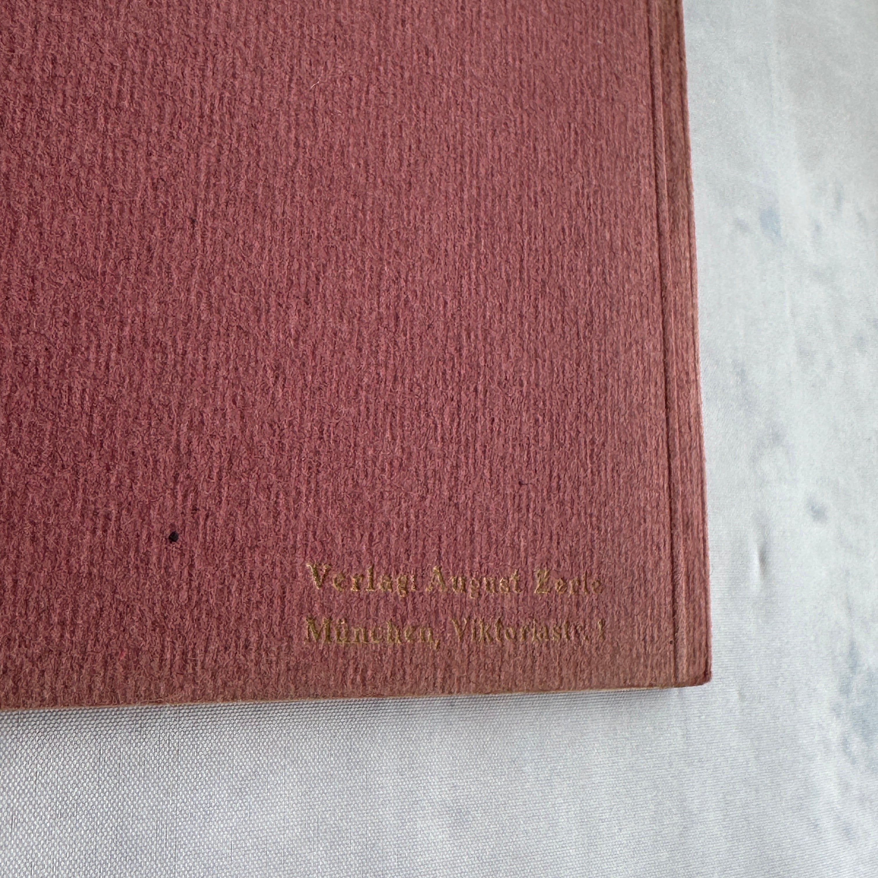 Antique Munich Photo Album – Verlag A. Hartl Zeit, Pre-1930 German Travel Book