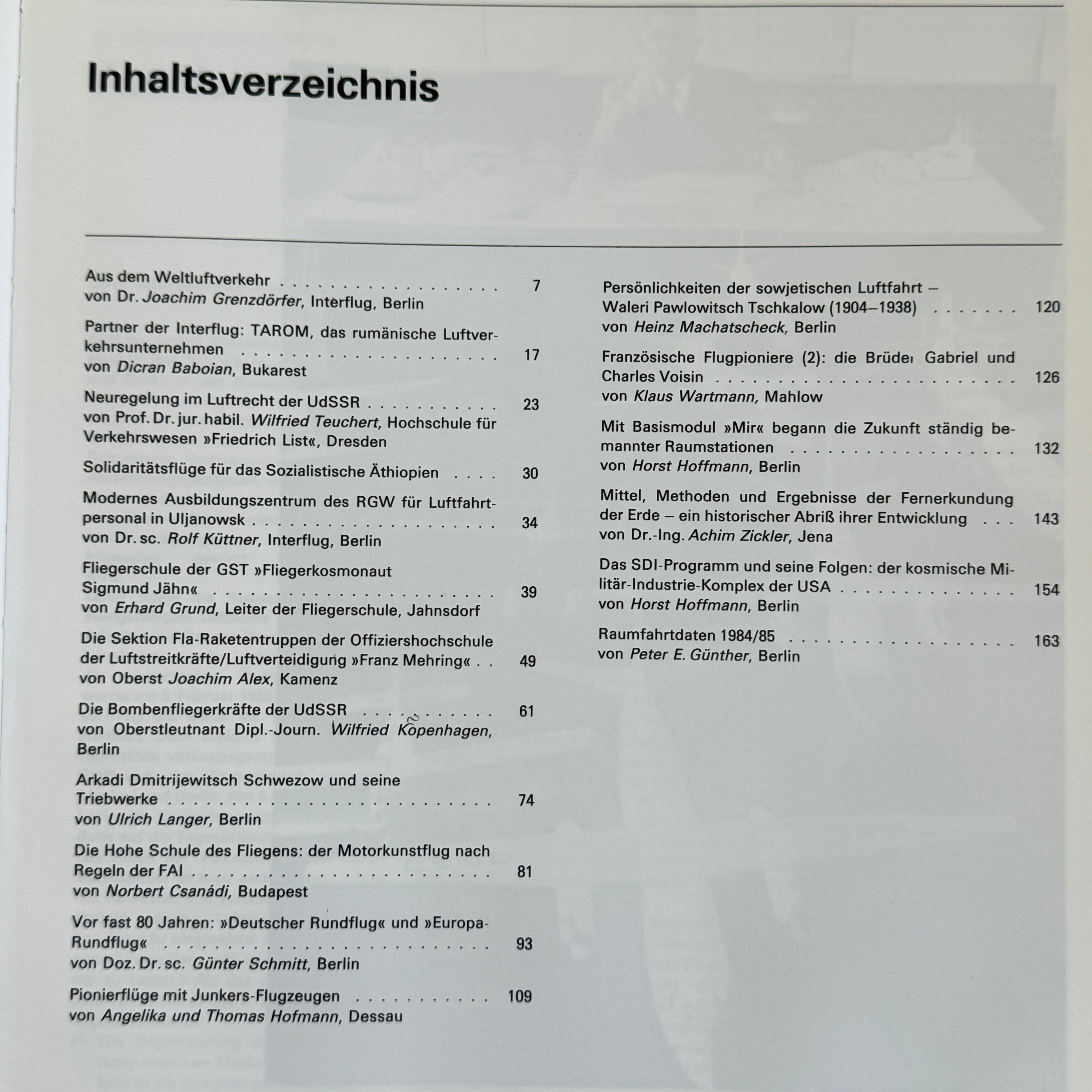 Flieger Jahrbuch 1987 Vintage Aviation Book DDR Soviet Space Cold War Illustrated
