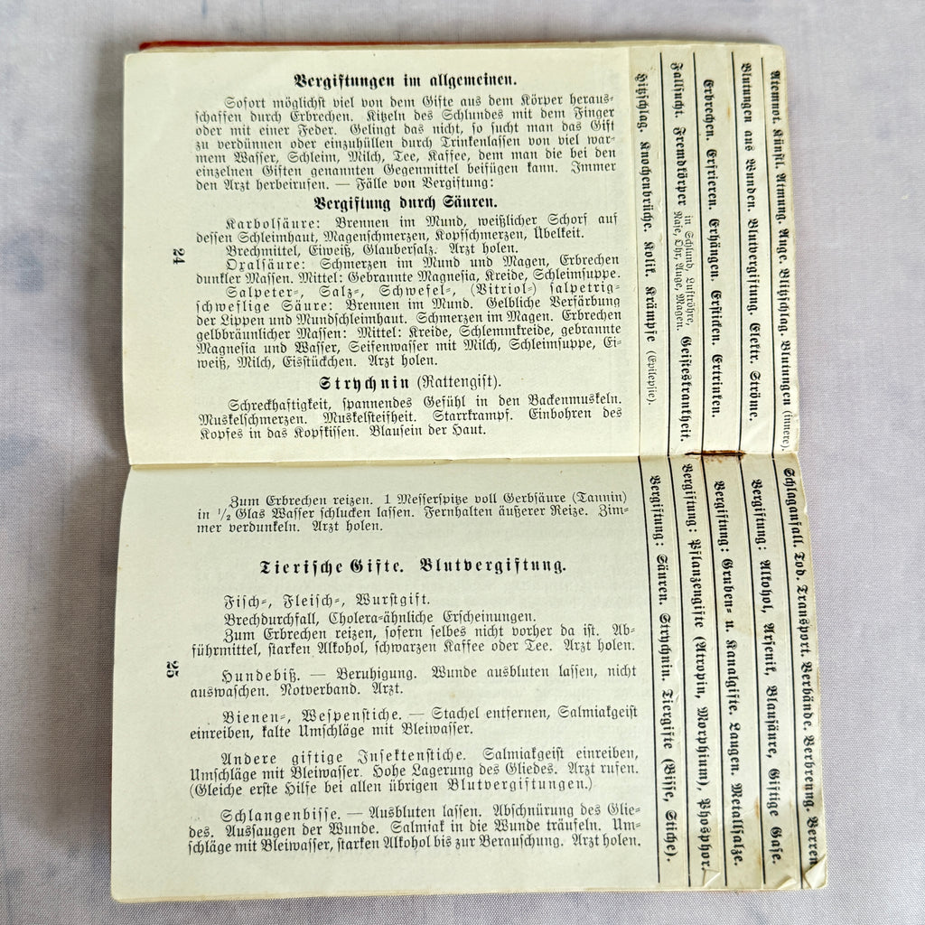 Antique German First Aid Book c.1910 – Illustrated Medical Handbook