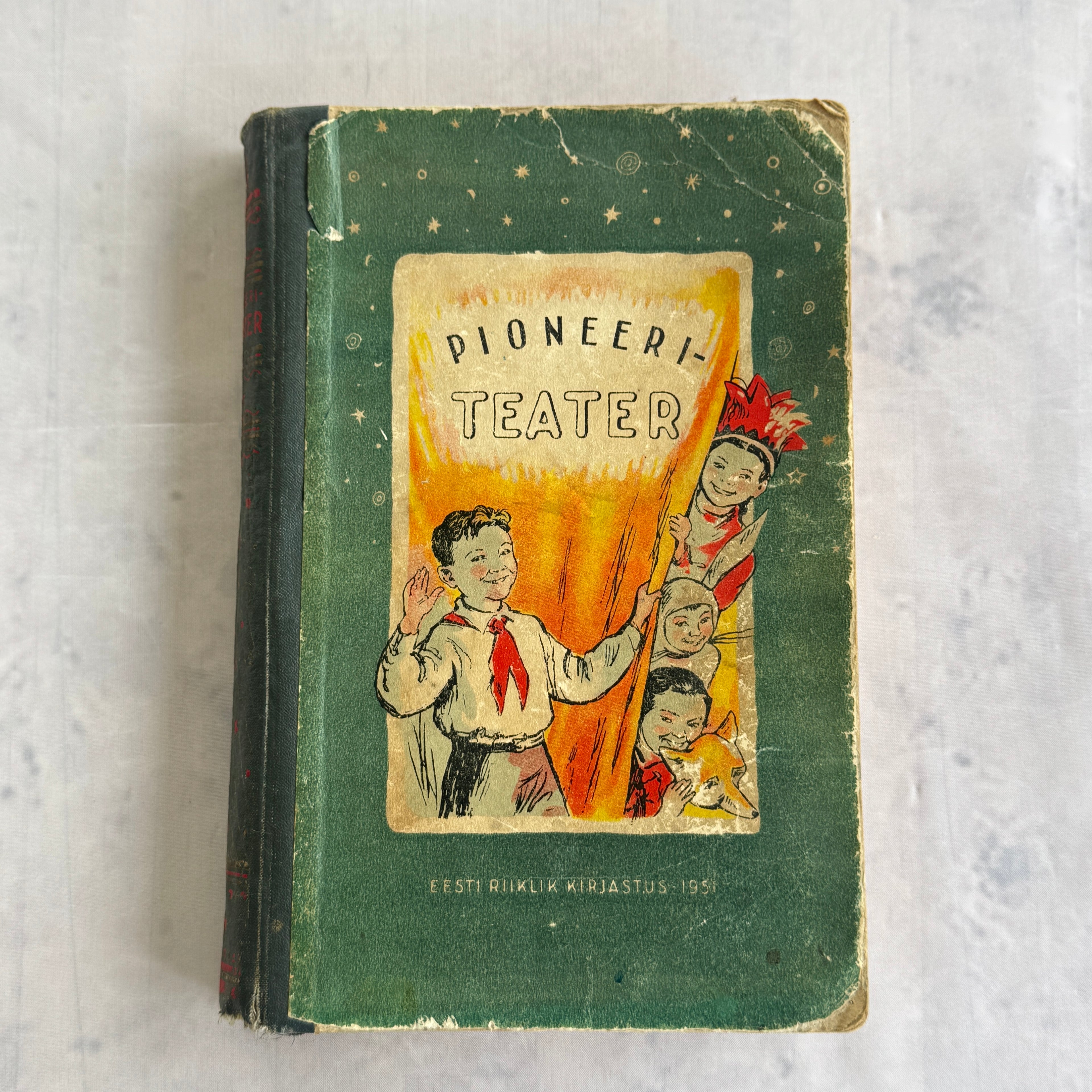 Pioneeri-teater (1951) – Soviet Estonian Pioneer Theatre Book